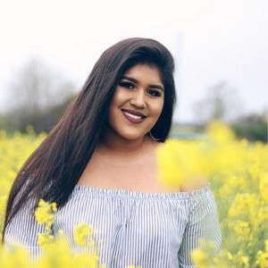 Meet your Posher, Alexandra